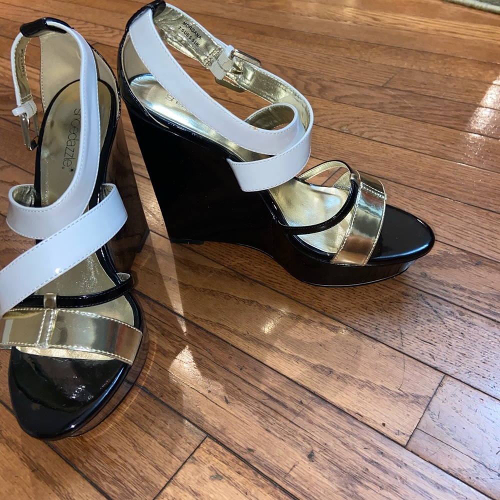 Wedge Heels - image 3